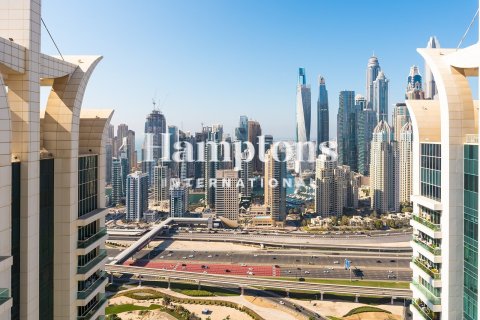 Apartment in Jumeirah Lake Towers, Dubai 5 bedrooms, 514.68262000 sq.m. № 72108 - photo 17