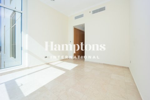 Apartment in Jumeirah Lake Towers, Dubai 5 bedrooms, 514.68262000 sq.m. № 72108 - photo 6