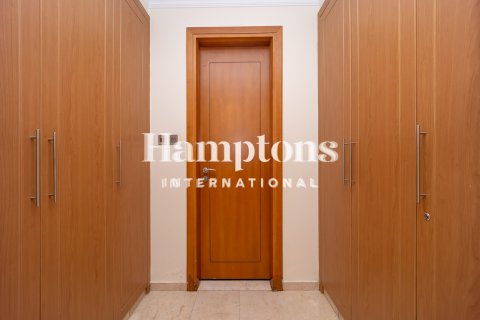 Apartment in Jumeirah Lake Towers, Dubai 5 bedrooms, 514.68262000 sq.m. № 72108 - photo 8