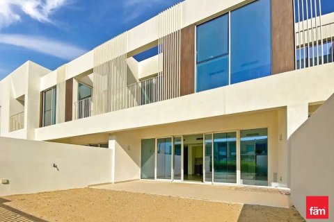 Villa en Dubai, 3 dormitorios, 174 m², № 86018