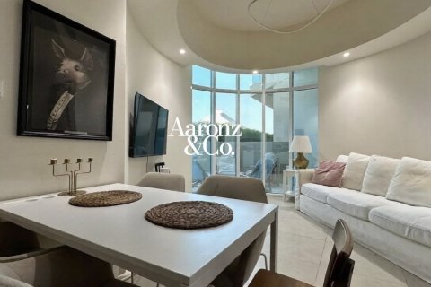 Apartment in Al Furjan, Dubai 2 bedrooms, 93 sq.m. № 111535