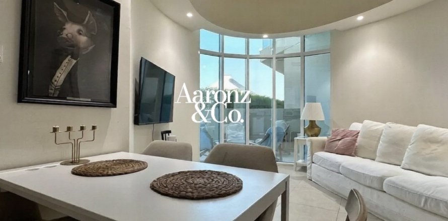 Apartment in Al Furjan, Dubai 2 bedrooms, 93 sq.m. № 111535