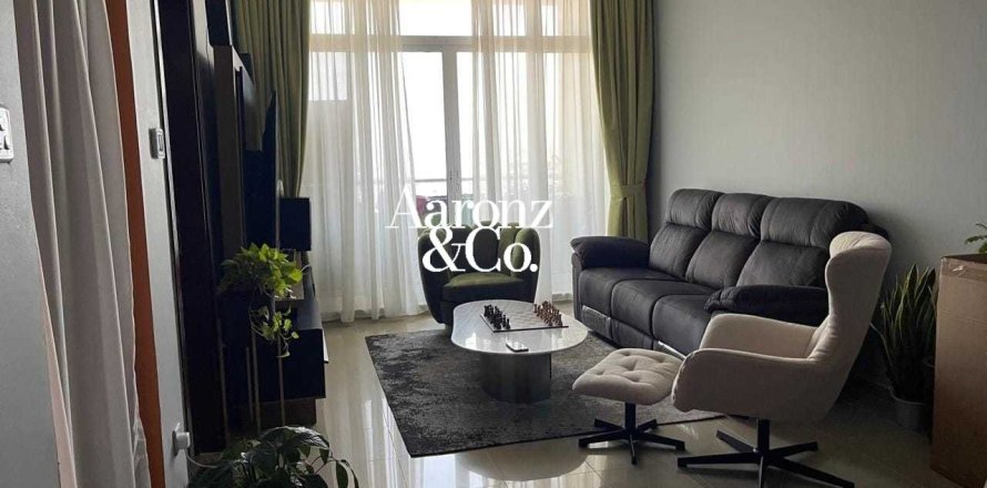 Apartment in Sobha Daffodil, Jumeirah Village Circle, Dubai 2 bedrooms, 122 sq.m. № 111537
