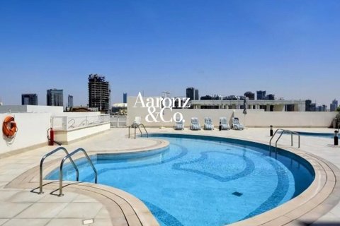 Apartment in Sobha Daffodil, Jumeirah Village Circle, Dubai 2 bedrooms, 122 sq.m. № 111537 - photo 2