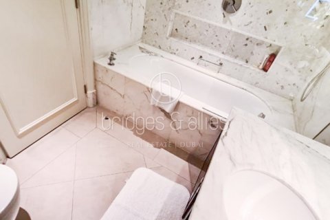 Apartment in Downtown Dubai (Downtown Burj Dubai), Dubai 1 bedroom, 84.1 sq.m. № 47311 - photo 16