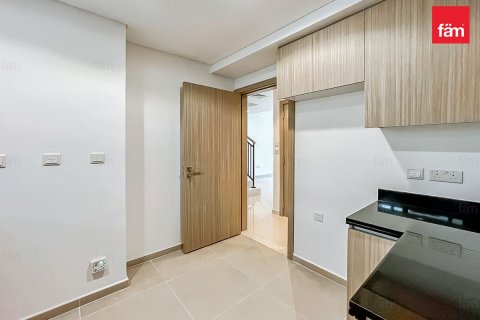Townhouse in Dubai 4 bedrooms, 112.2 sq.m. № 112152 - photo 3