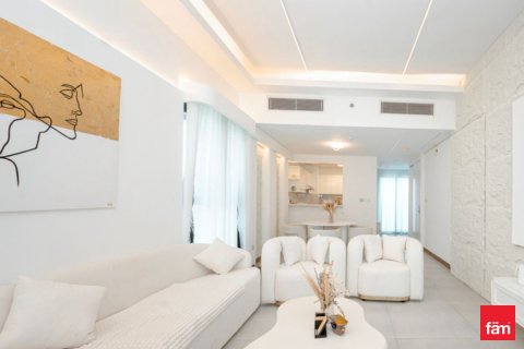 Apartment in Business Bay, Dubai 1 bedroom, 195.7 sq.m. № 112148 - photo 4