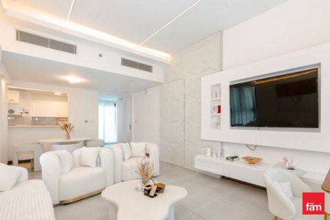 Apartment in Business Bay, Dubai 1 bedroom, 195.7 sq.m. № 112148 - photo 2