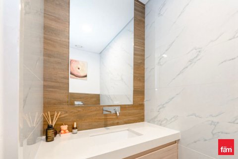 Apartment in Business Bay, Dubai 1 bedroom, 195.7 sq.m. № 112148 - photo 14