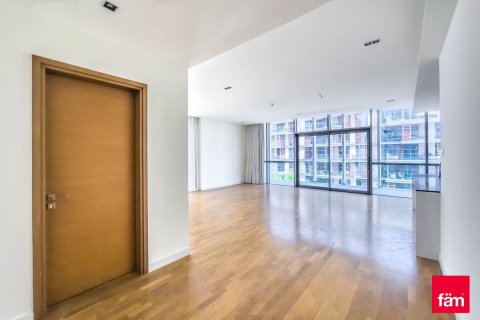 Appartement à City Walk, Dubai, 3 chambres, 203.5 m², № 112151 - photo 2