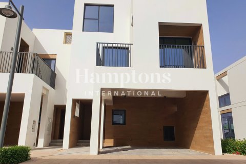 Townhouse in Bliss, Arabian Ranches 3, Dubai 4 bedrooms, 288.92833000 sq.m. № 16700 - photo 2