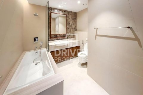 Apartment in Imperial Avenue, Downtown Dubai (Downtown Burj Dubai), Dubai 2 bedrooms, 127.28 sq.m. № 128981 - photo 8