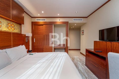 Снять в аренду апартаменты в отеле в Sheikh Zayed Road, Дубай: 2 спальни, 98м², № 21142 - фото 3