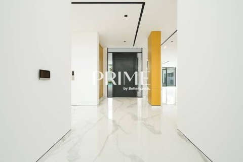 Villa in Al Mizhar, Dubai 6 bedrooms, 1858 sq.m. № 21144 - photo 10