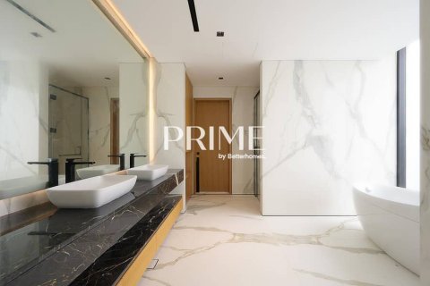Villa in Al Mizhar, Dubai 6 bedrooms, 1858 sq.m. № 21144 - photo 23