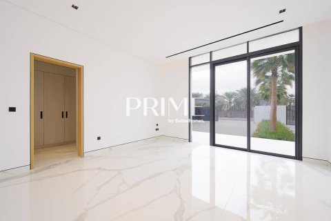Villa in Al Mizhar, Dubai 6 bedrooms, 1858 sq.m. № 21144 - photo 16