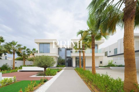 Villa in Al Mizhar, Dubai 6 bedrooms, 1858 sq.m. № 21144 - photo 1
