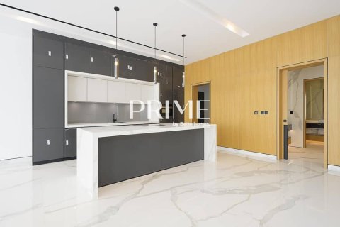 Villa in Al Mizhar, Dubai 6 bedrooms, 1858 sq.m. № 21144 - photo 6