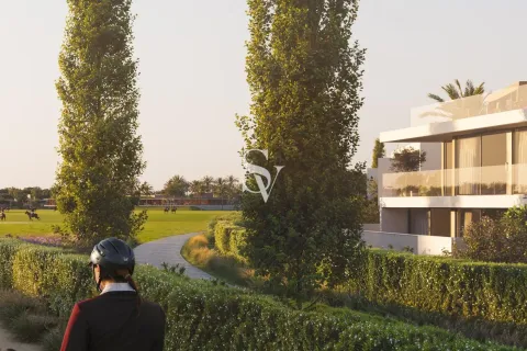 Villa in Dubai Investment Park, Dubai 4 bedrooms, 300 sq.m. № 68276 - photo 8