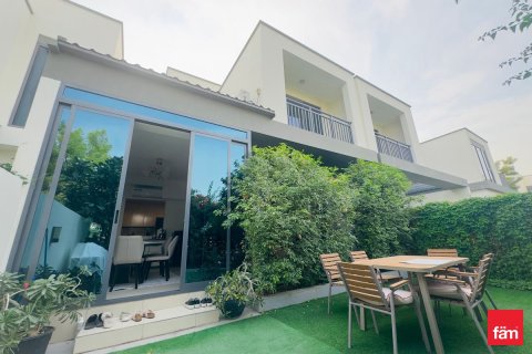 Villa in Dubai Hills Estate, Dubai 3 bedrooms, 194.5 sq.m. № 77011 - photo 5