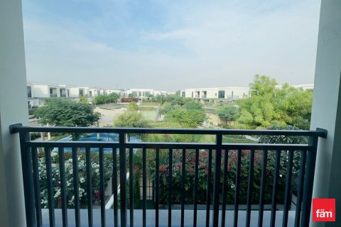 Villa in Dubai Hills Estate, Dubai 3 bedrooms, 194.5 sq.m. № 77011 - photo 19