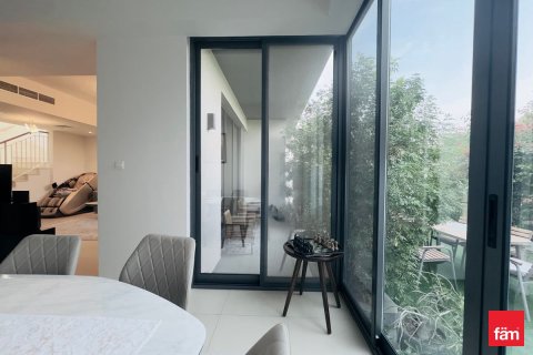 Villa in Dubai Hills Estate, Dubai 3 bedrooms, 194.5 sq.m. № 77011 - photo 7