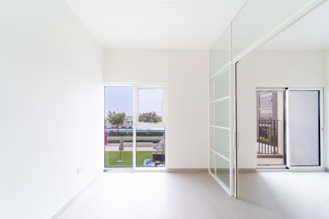 Appartement à Dubai, 2 chambres, 69 m², № 100354 - photo 5