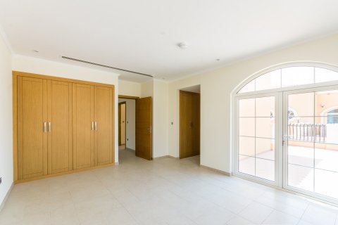 Villa en Jumeirah Islands, Dubai, 5 dormitorios, 800 m², № 100355 - foto 12