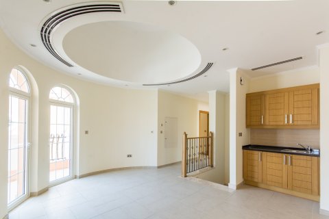 Villa en Jumeirah Islands, Dubai, 5 dormitorios, 800 m², № 100355 - foto 11