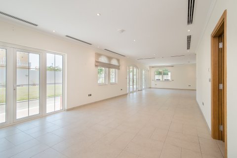 Villa en Jumeirah Islands, Dubai, 5 dormitorios, 800 m², № 100355 - foto 4
