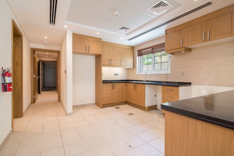 Villa en Jumeirah Islands, Dubai, 5 dormitorios, 800 m², № 100355 - foto 6