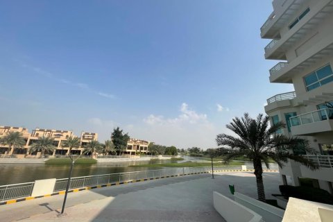 Appartement à Jumeirah Islands, Dubai, 3 chambres, 260 m², № 100356 - photo 2