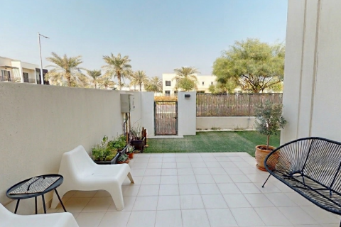 Maison de ville à Dubai, 3 chambres, 190 m², № 100363