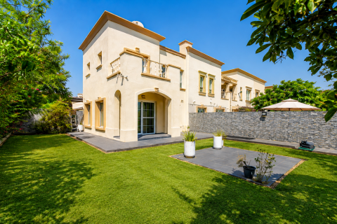 Villa in The Springs, Dubai 2 bedrooms, 260.22 sq.m. № 136392