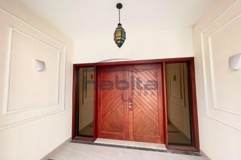 Villa à Jumeirah, Dubai, 5 chambres, 371.1 m², № 7686 - photo 7