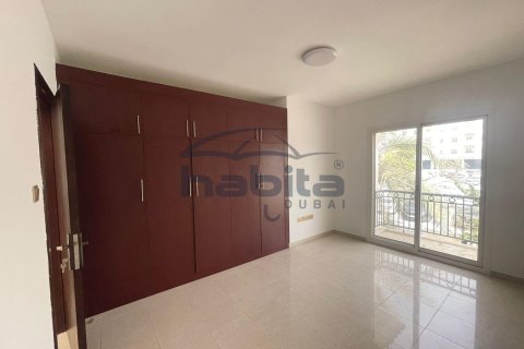 Villa à Jumeirah, Dubai, 5 chambres, 371.1 m², № 7686 - photo 23
