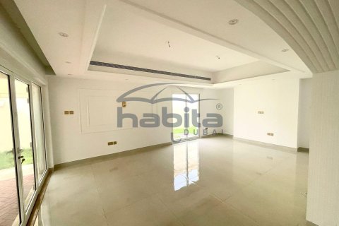 Villa à Jumeirah, Dubai, 5 chambres, 371.1 m², № 7686 - photo 11