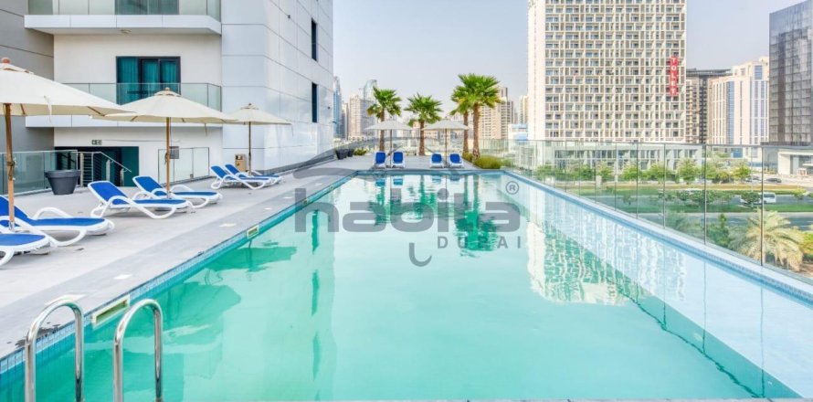 Appartement à SOL Bay, Business Bay, Dubai, 1 chambre, 125.8 m², № 7699