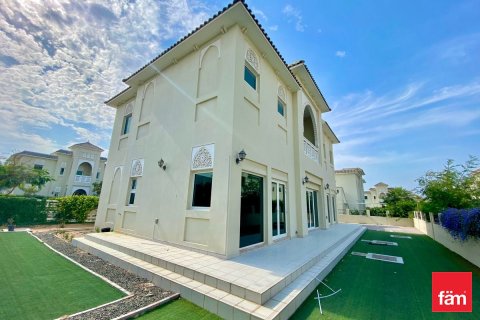 Villa in Al Furjan, Dubai 4 bedrooms, 600 sq.m. № 9781 - photo 9
