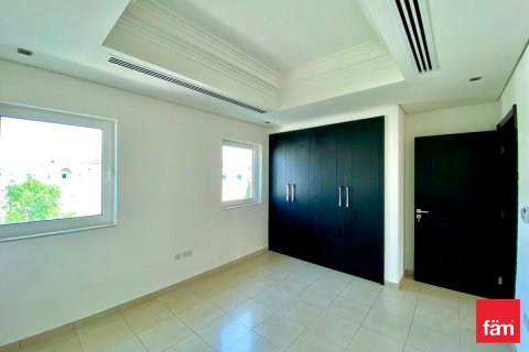 Villa in Al Furjan, Dubai 4 bedrooms, 600 sq.m. № 9781 - photo 6