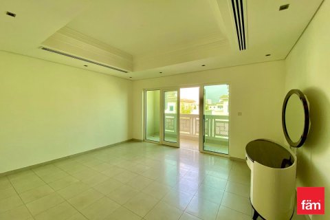 Villa in Al Furjan, Dubai 4 bedrooms, 600 sq.m. № 9781 - photo 19