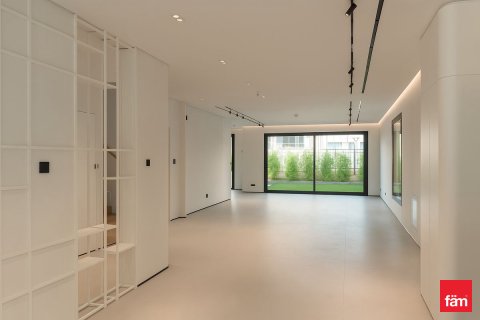 Villa in Al Barsha, Dubai 4 bedrooms, 367.2 sq.m. № 94910 - photo 7