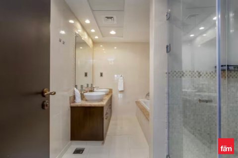 Apartment in Palm Jumeirah, Dubai 2 bedrooms, 210.6 sq.m. № 94800 - photo 10