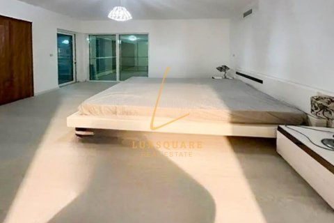 Снять в аренду квартиру в Sulafa Tower, Дубай Марина, Дубай: 1 спальня, 68м², № 90729 - фото 10