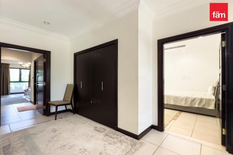 Villa en Palm Jumeirah, Dubai, 4 dormitorios, 470 m², № 23064 - foto 10