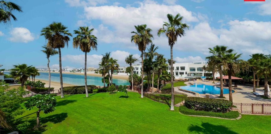 Villa en Palm Jumeirah, Dubai, 4 dormitorios, 470 m², № 23064