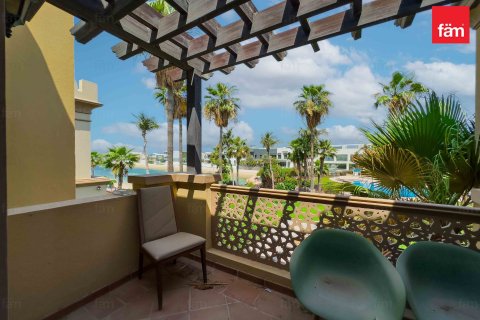 Villa en Palm Jumeirah, Dubai, 4 dormitorios, 470 m², № 23064 - foto 4