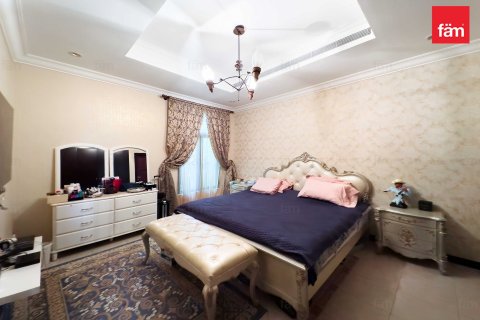 Villa en Palm Jumeirah, Dubai, 4 dormitorios, 470 m², № 23064 - foto 8