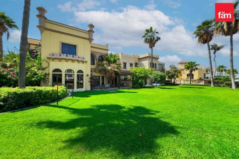 Villa en Palm Jumeirah, Dubai, 4 dormitorios, 470 m², № 23064 - foto 27