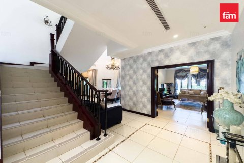 Villa en Palm Jumeirah, Dubai, 4 dormitorios, 470 m², № 23064 - foto 11